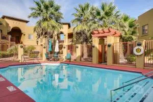 Inviting Las Cruces Condo Less Than 1 Mi to Mesilla Plaza! - Las Cruces