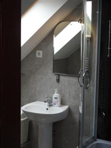 Skigyimes Guesthouse