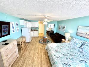 Turtle Time in Castaways Resort