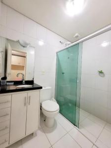 107- Apartamento c patio e piscina privada Bombas