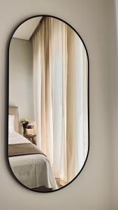 YourAthens-Jack, Urban Stylish with Shaded Balcony near Kolonaki, Athens Center