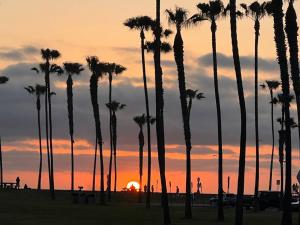 Newly Remodeled Home Just Steps from the Beach!
