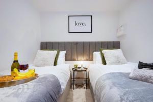 Boutique Apartment • City Centre • Free Parking • Fast WiFi • Self-Check-In • Yoko Property
