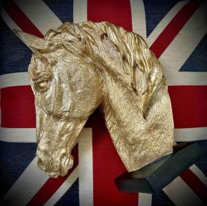 4 Bedroom House - DISC0UNTS - Parking, Contractors, Group, Family