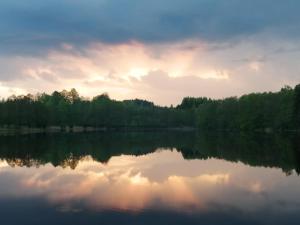 A private, cozy cottage on the shore of the lake, beautiful view