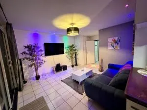 Exotic Palm , 1 chambre climatisée, wifi fibre, vue mer - Coridon