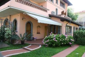 Appartement Casamare Gianluca Marina di Massa Italie