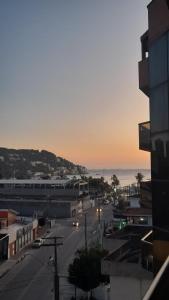 Apartamento na enseada, com vista pro Mar.