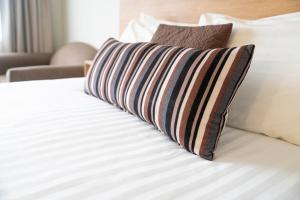 Posthouse Motor Lodge