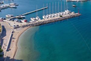 Family friendly seaside apartments Jezera, Murter - 9684