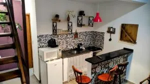 Quitinete 07 com piscina e ar condicionado - Pontal do Sul