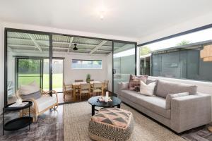 Kennington Beach Getaway with Spa