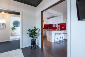 Kennington Beach Getaway with Spa