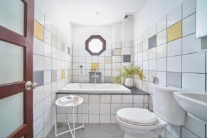 M Village Living Cách Mạng Tháng 8