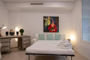 Amplio apto a 200m de Plaza de España, AC WIFI