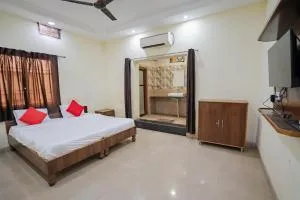 Prince Guest House - Māndhar