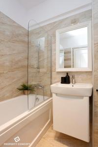 Central Residence Apartment 920