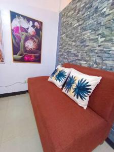 UNOS Place with Karaoke,Wifi,Netflix and Balcony