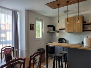 Community Park Apartment