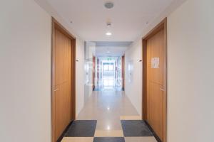 RedLiving Apartemen Jakarta Living Star - BoboRooms