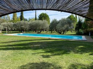 B&B / Chambres d'hotes Mas des Bomes et spa merindol : photos des chambres