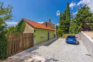 Holiday home in Bribir 34023 
