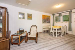 Holiday home in Bribir 34023 