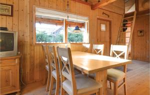 Two-Bedroom Holiday Home In Hovborg