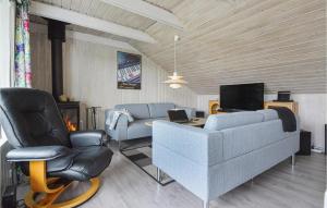 Two-Bedroom Holiday Home In Hemmet