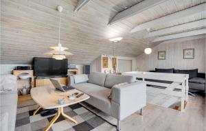 Two-Bedroom Holiday Home In Hemmet