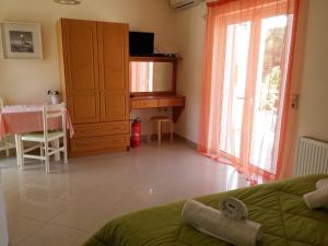 Villa Muses Poros-Island Greece