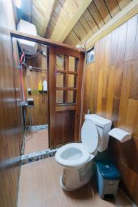 Phòng Deluxe giường đôi (Double Room Deluxe)