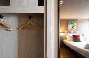 Hotels Best Western l'Atelier 117 : Chambre Lit Queen-Size - Non-Fumeurs