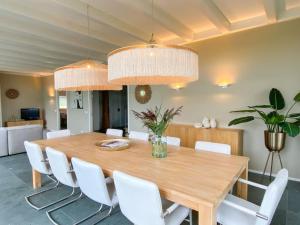 Wadhuis met spectaculair uitzicht op zee!