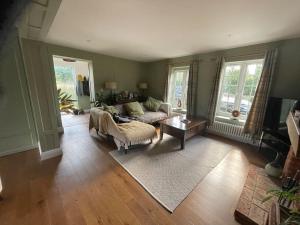 Hall Farm Cottage, Barham