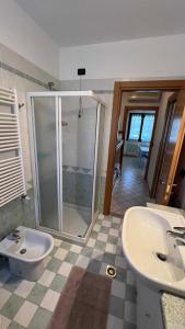 Jody Bibione, poolside apartment with garden