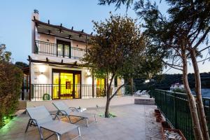 Your Private Luxury Villa Mahin, Pool, Sea view, Rethymno