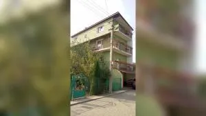 科菲旅舍 - Malekhuv