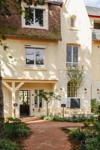 Hotels Le Castel Cabourg hotel & SPA- Restaurant La Calypso : photos des chambres