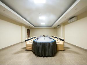 NRS Royal Palace