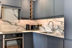 Spacious Brighton Home 2 Ensuites, Weekly & Monthly Stays-Marine LGF