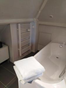 Sejours chez l'habitant Grande Chambre : photos des chambres