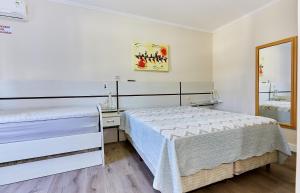 598 Ótima opção de apto para passar suas férias no Centro de Bombinhas.