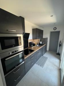 Maison chaleureuse avec terrasse privative proche de la gare et du centre-ville