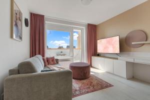 LAM Rose - AC - TERRACE