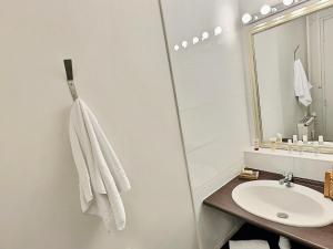 Beau 2 Pièces rénové, balcon, proche pistes, 4 pers - FR-1-411-727