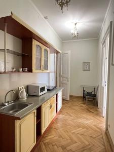 Апартаменти на Театральній