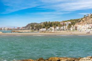 Comfy apt near the Beach by Costarentals - MAL02