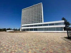 Черноморская Жемчужина - Tqvarchʼeli