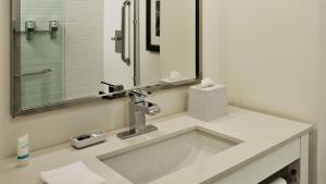 King Room room in Fairfield Inn & Suites by Marriott Chattanooga East